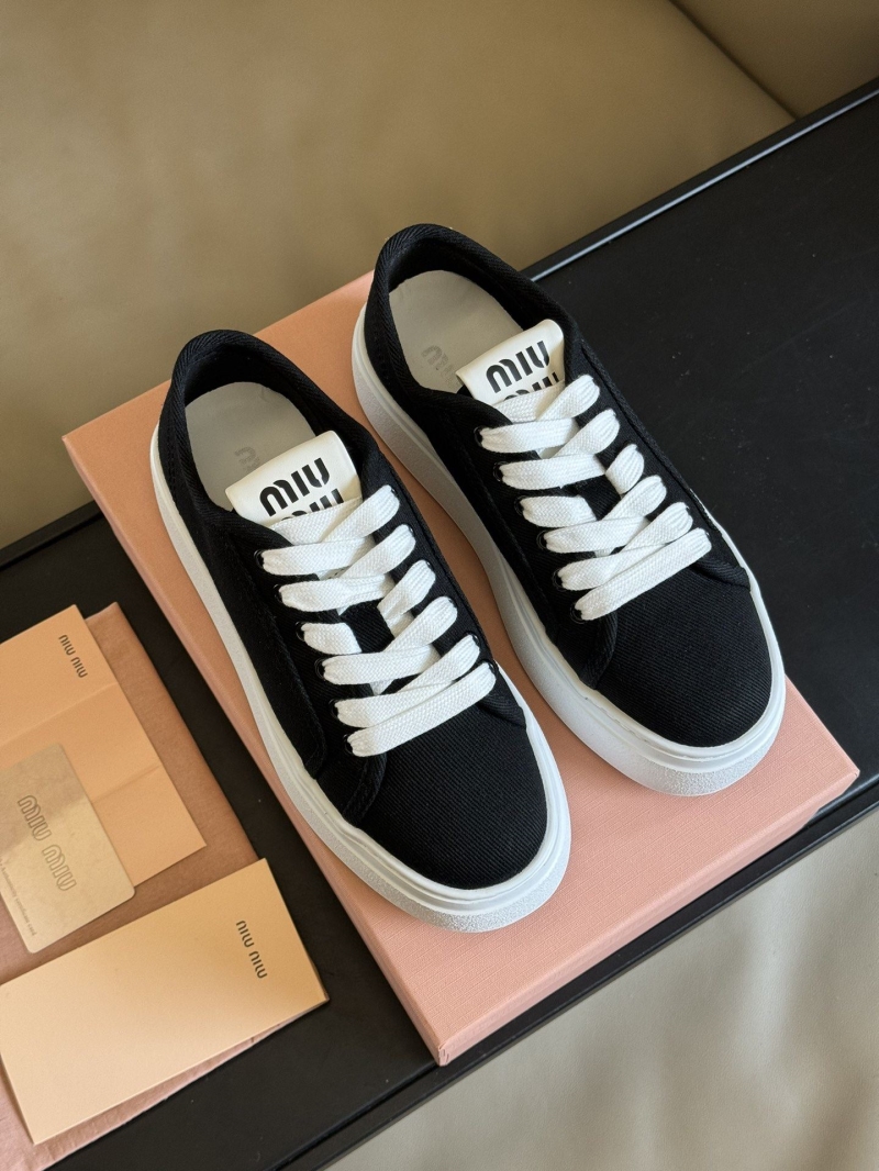 Miu Miu Casual Shoes